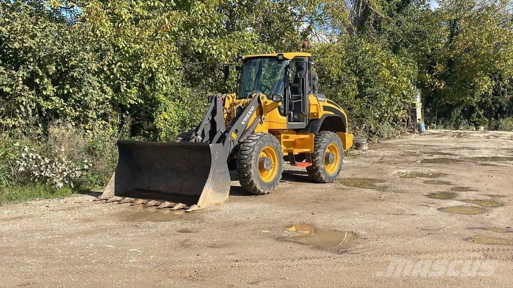 Volvo L 45 H لوادر بعجل