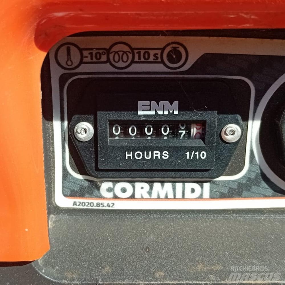 Cormidi C10.85 عربات نقل قلابة مجنزرة