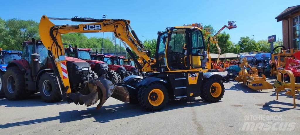 JCB Hydradig حفارات بعجل