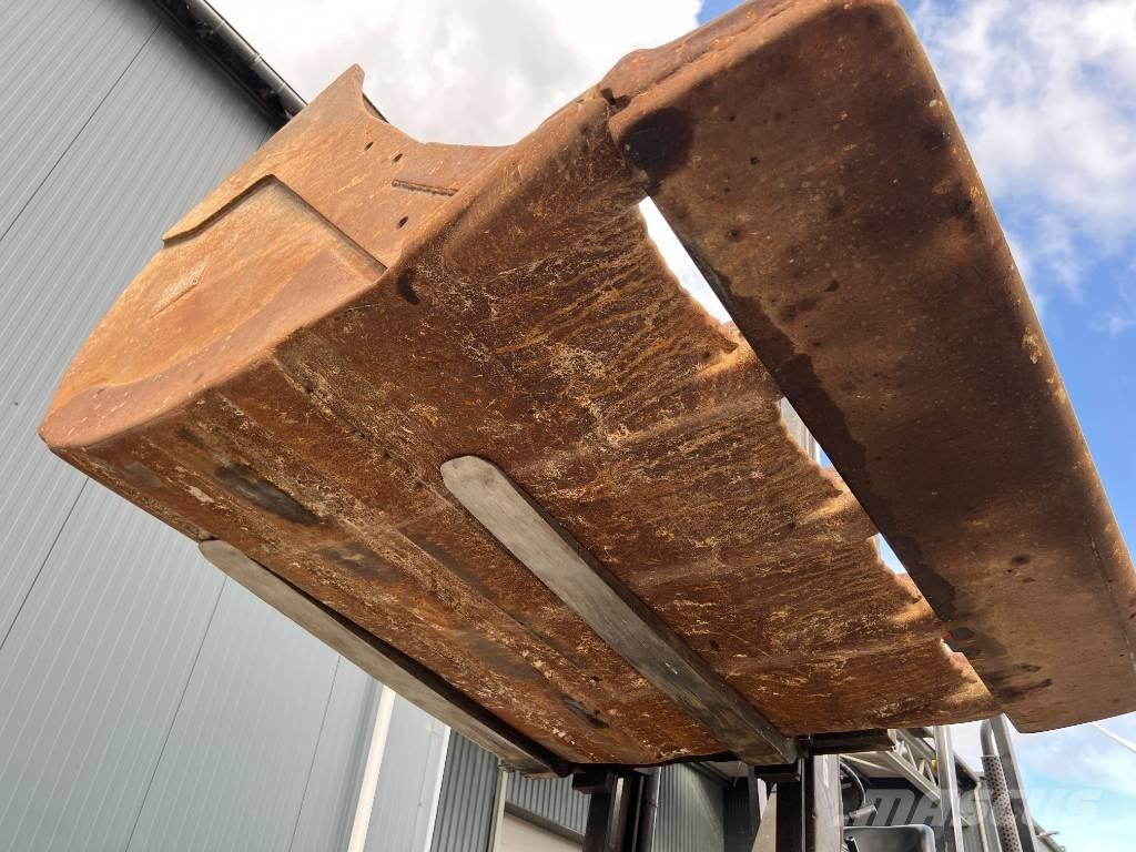 OilQuick OQ80 دلاء