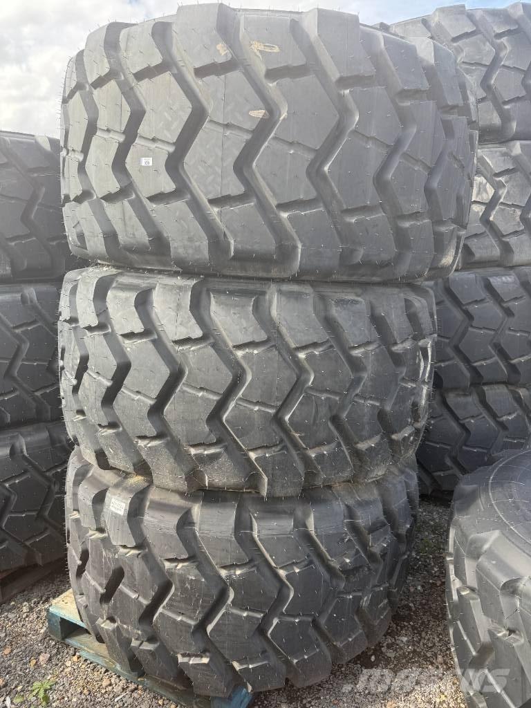 Trelleborg 750/65R25 الإطارات والعجلات والحافات