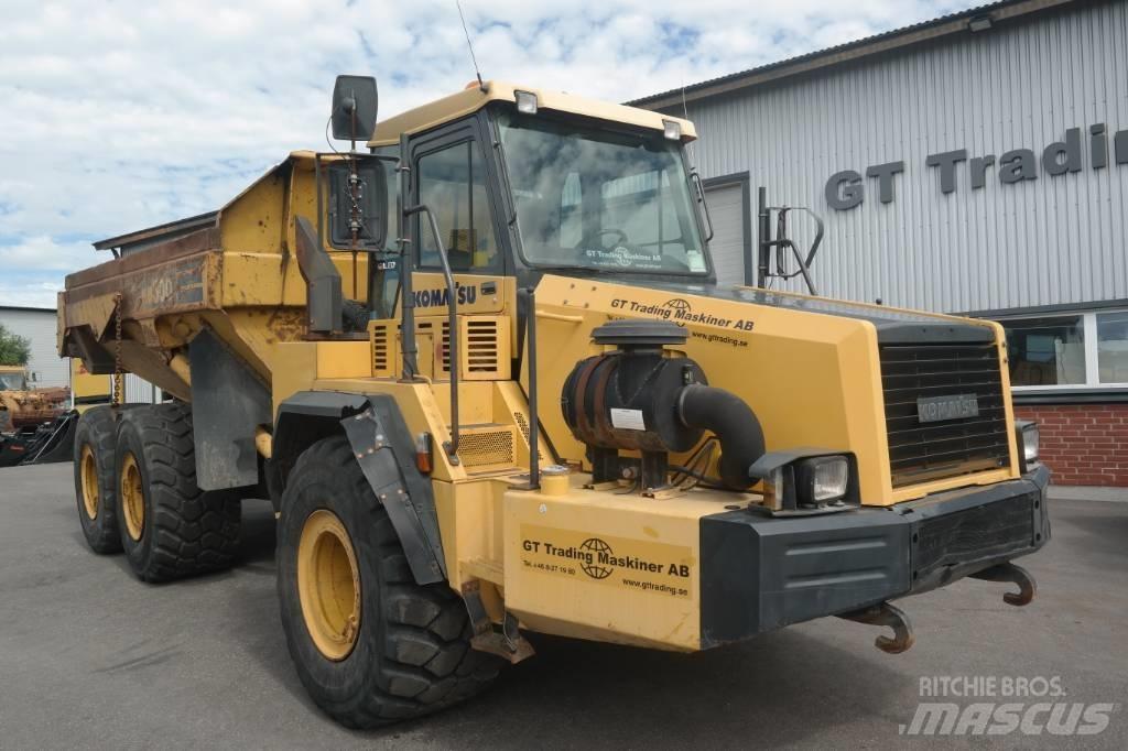 Komatsu HM300-1 ساحبات مفصلية