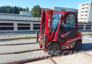 Manitou MI 30 D شاحنات الديزل