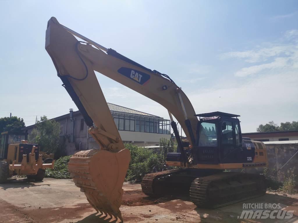 CAT 325DL حفارات زحافة