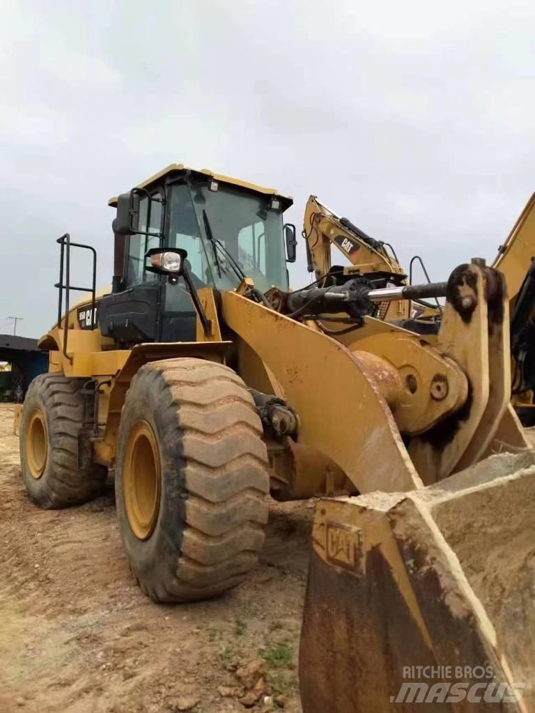 CAT 950GC لوادر بعجل