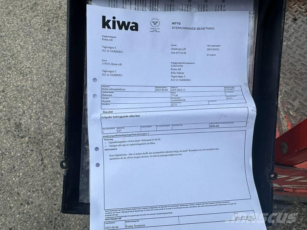 SkyJack SJ 16 رافعات السارية الرأسية