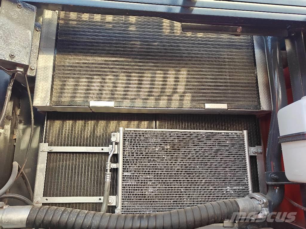 Doosan DX 345LC-9C حفارات زحافة