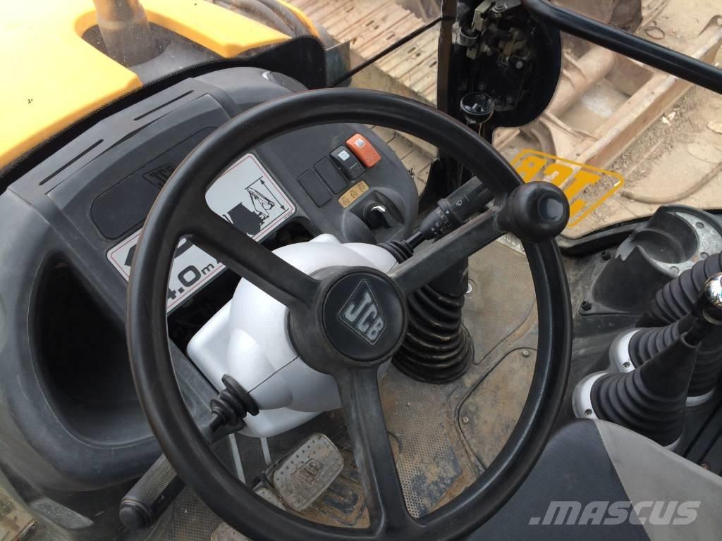 JCB 3CX لوادر ذات جرافات عكسية