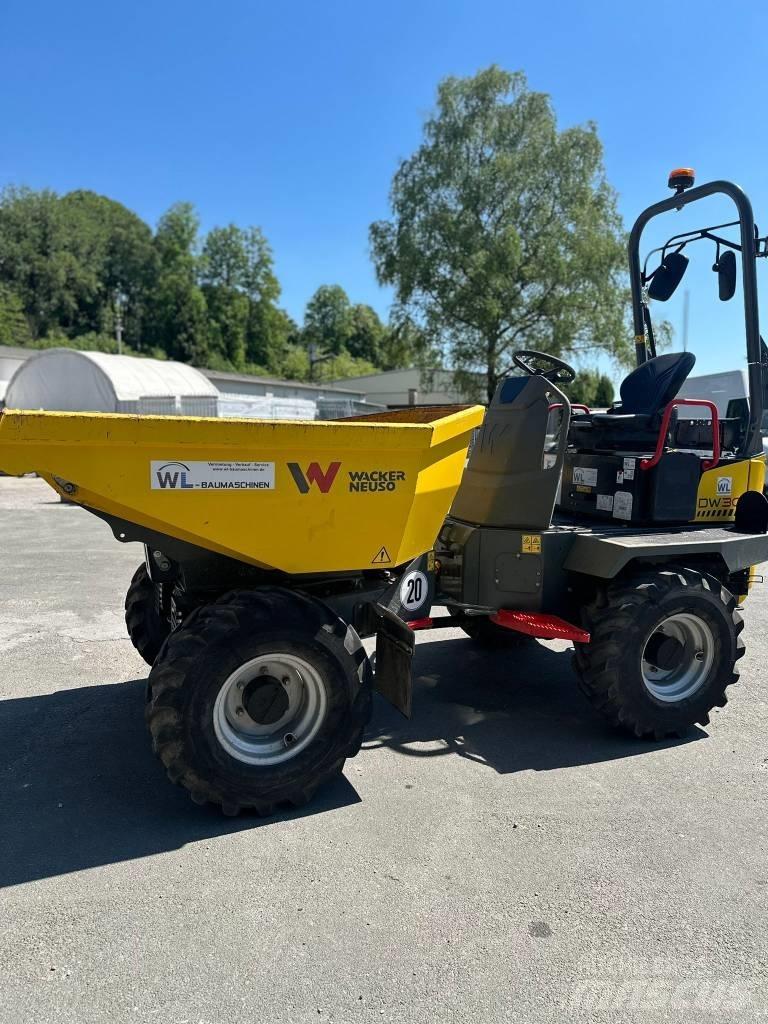 Wacker Neuson DW 30 ساحبات مفصلية