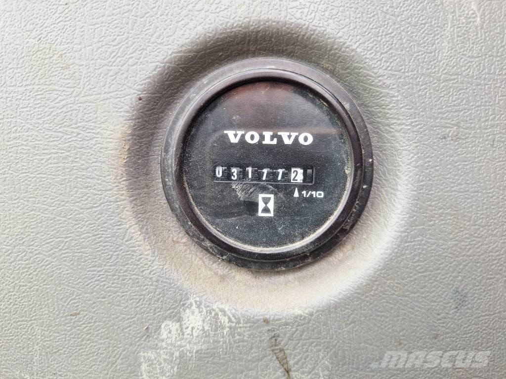 Volvo ECR 58 D حفارات صغيرة أقل من 7 طن (حفارات صغيرة)