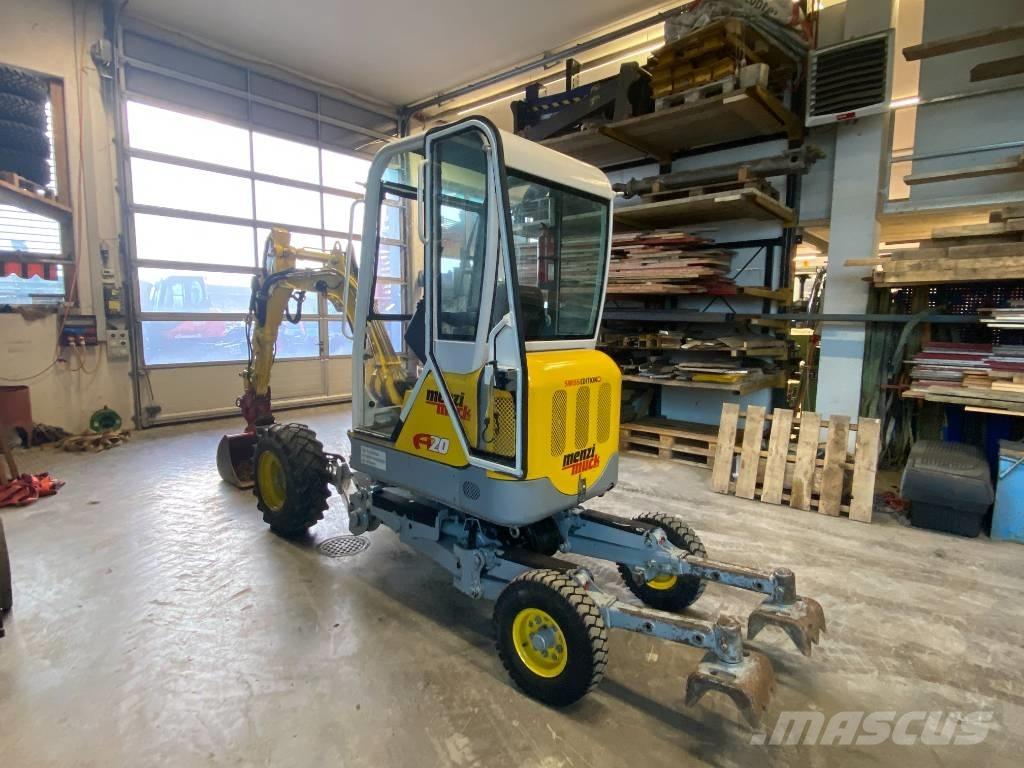 Menzi Muck A20 حفارات يجاروف أمامي