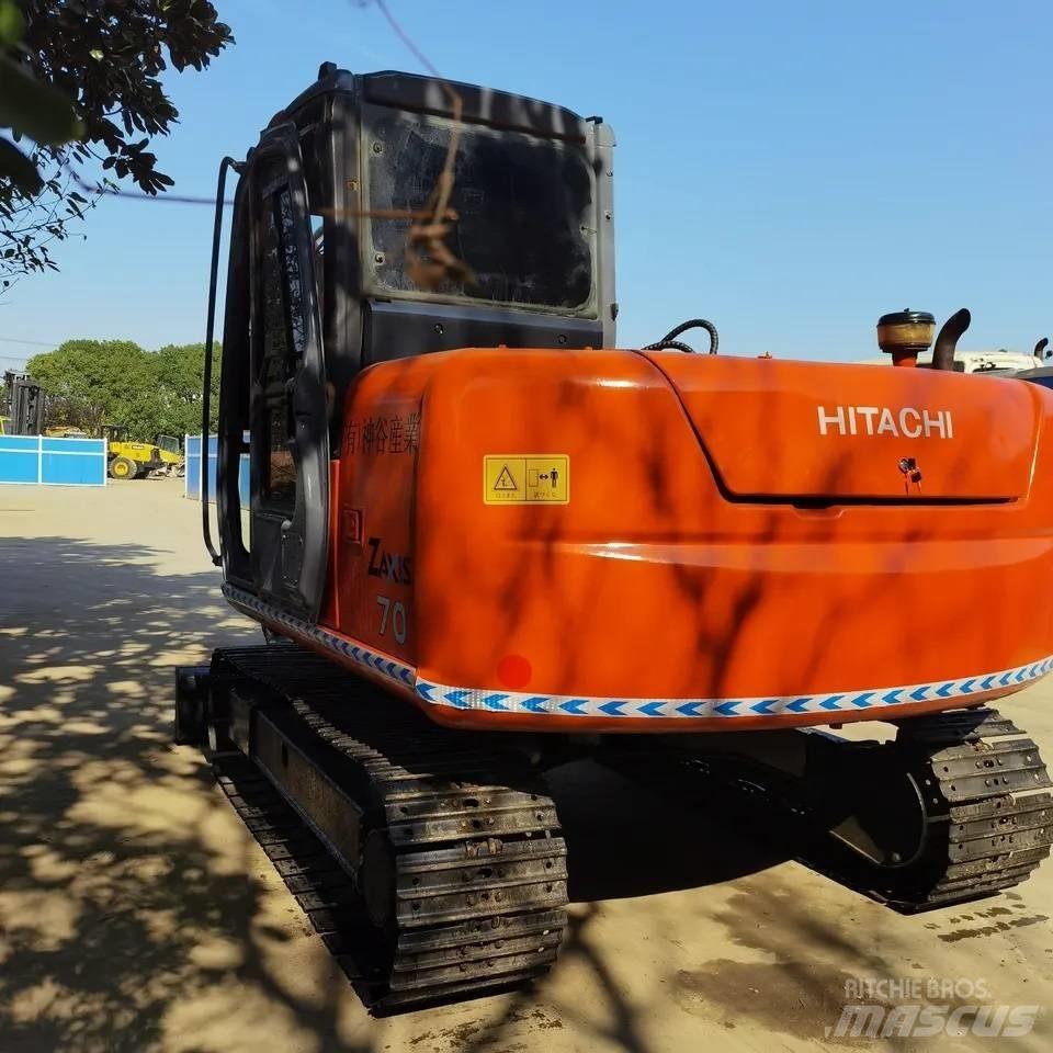 Hitachi ZX70 حفارات زحافة