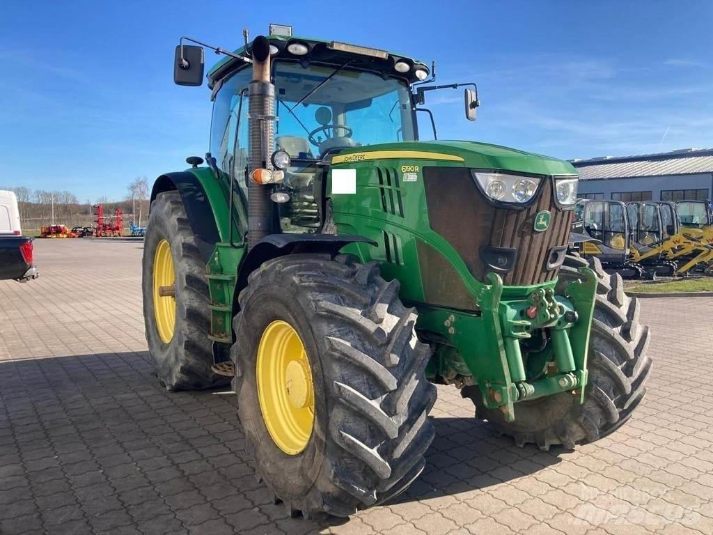 John Deere 6190R الجرارات