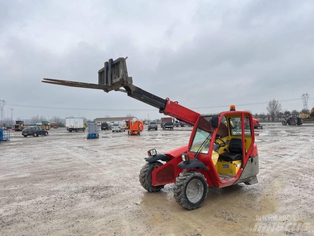 Manitou SLT 415 EB معدات مناولة لأغراض الزراعة