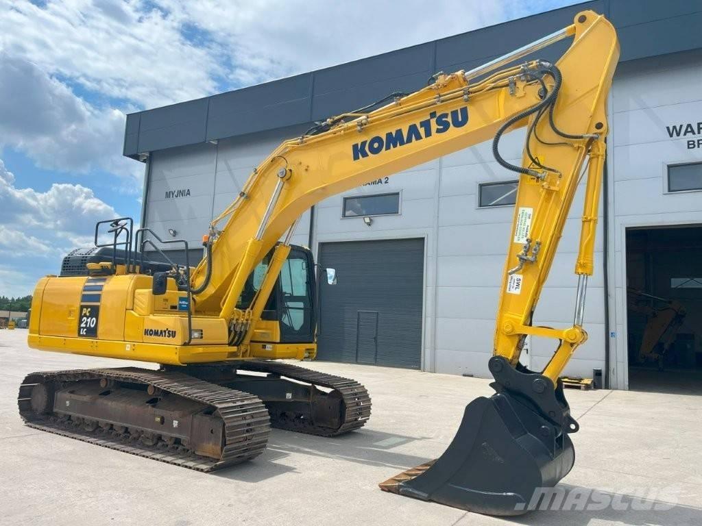 Komatsu PC 210 LC-11 حفارات زحافة