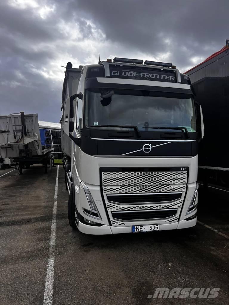 Volvo FH 500 شاحنات بمقصورة وهيكل