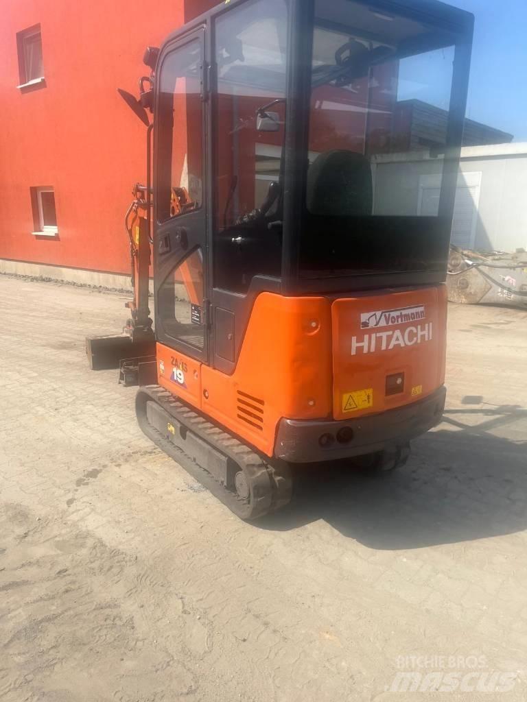 Hitachi ZX 19 حفارات صغيرة أقل من 7 طن (حفارات صغيرة)