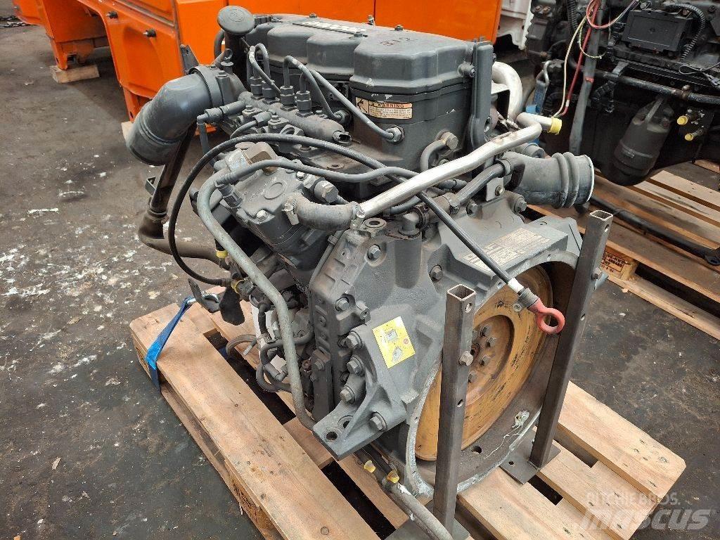 DAF FR118S1 محركات