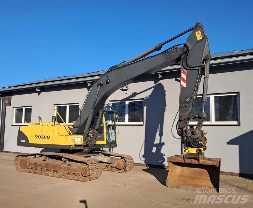 Volvo EC 240 B LC حفارات زحافة