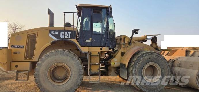 CAT 972 H لوادر بعجل