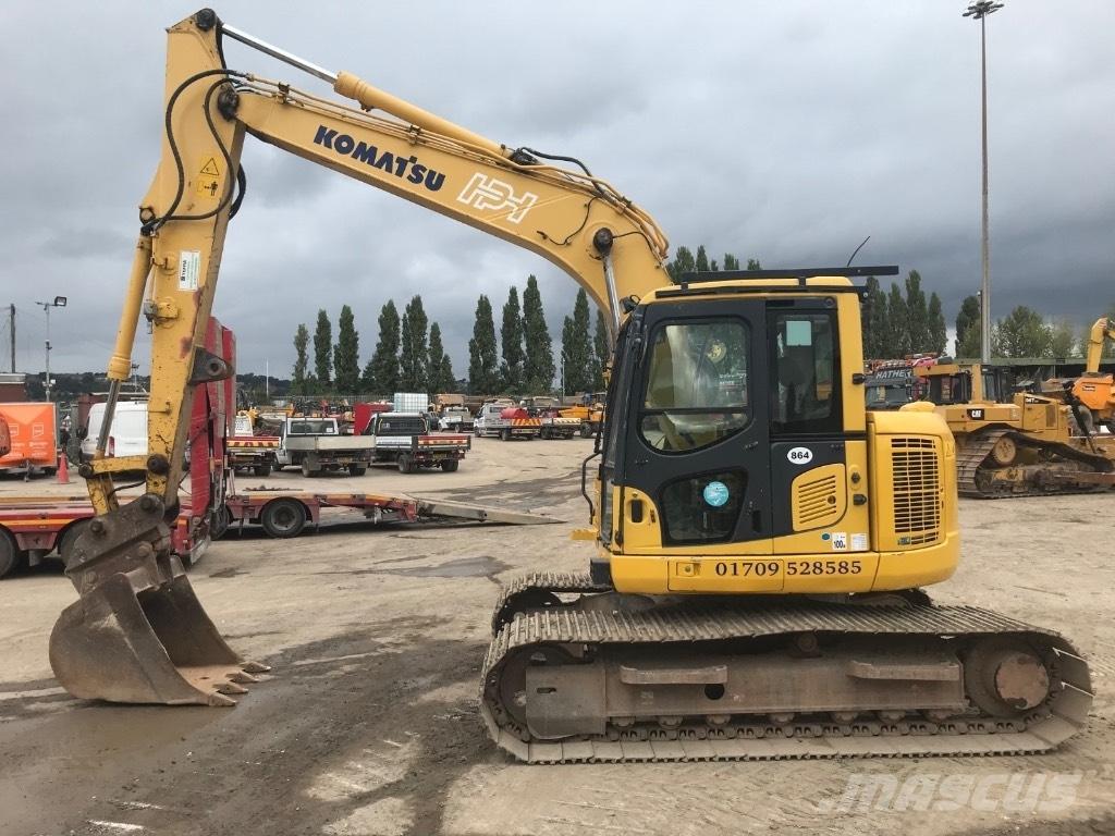 Komatsu PC 138 US-8 حفارات زحافة