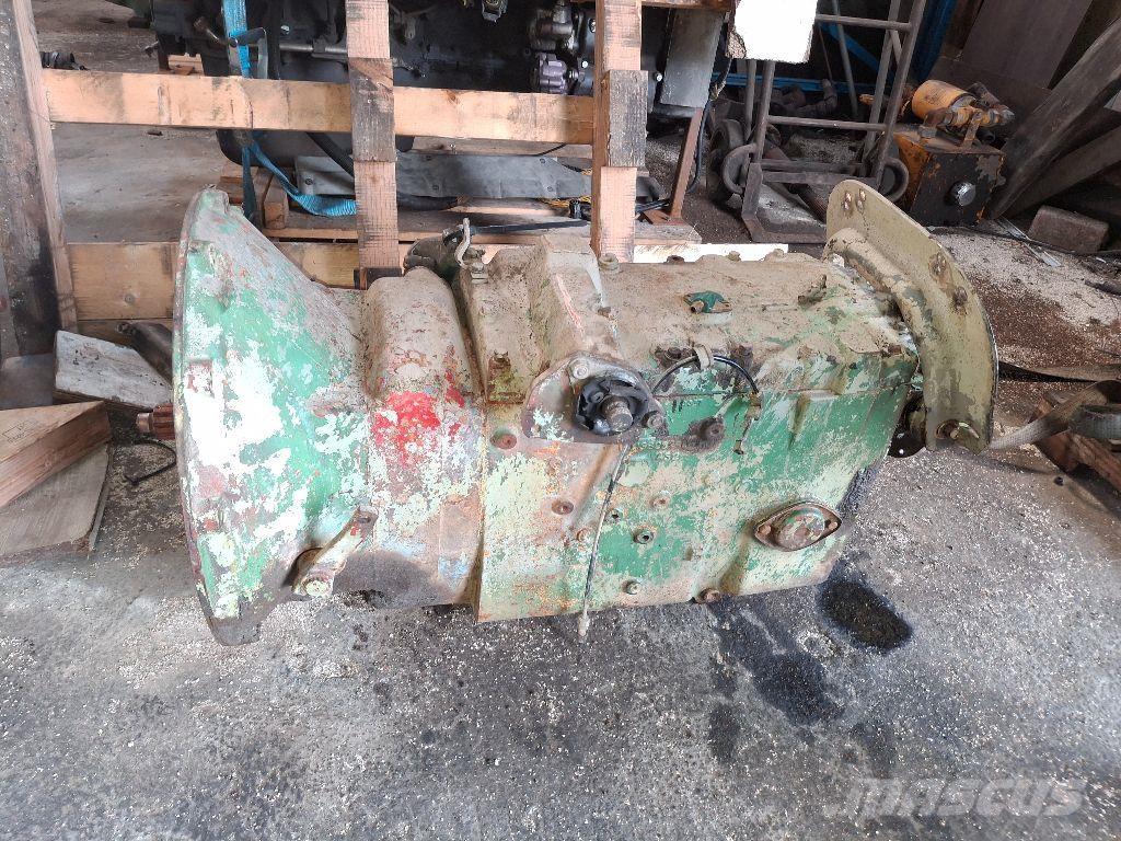 Volvo SR62 علب تروس