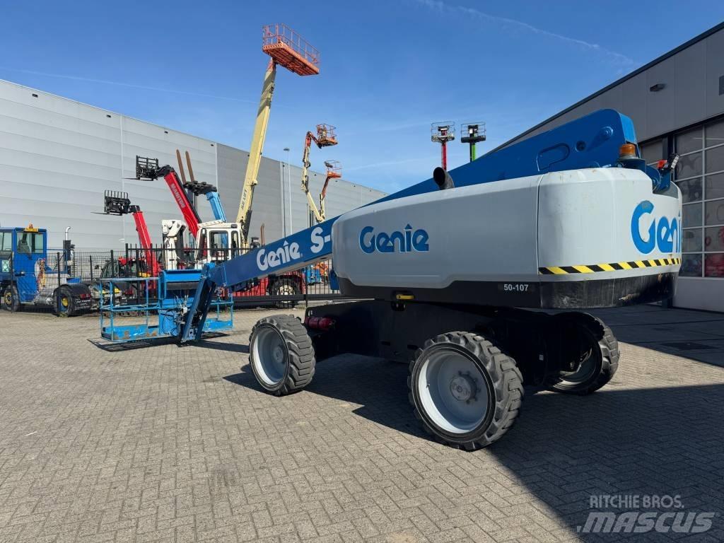 Genie S 65 رافعات سلة تلسكوبية