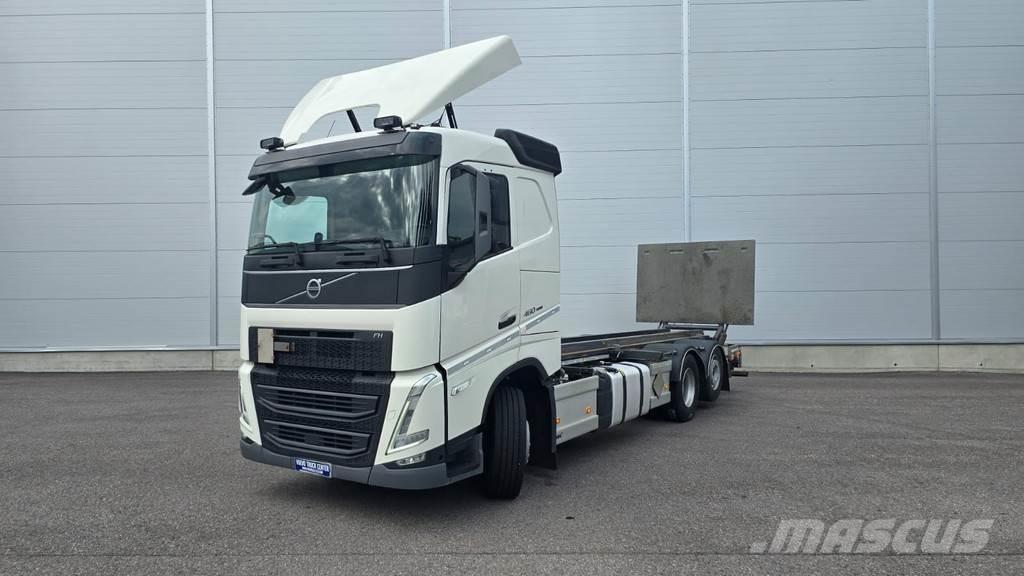 Volvo FH شاحنات قابلة للفك