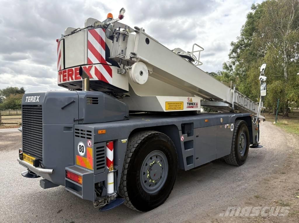Terex Demag AC30 رافعات صالحة لكل أنواع الطرق