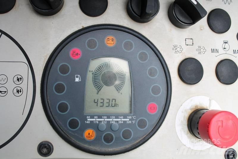 Bomag BW 120 AD-5 مداحل ثنائية الاسطوانة