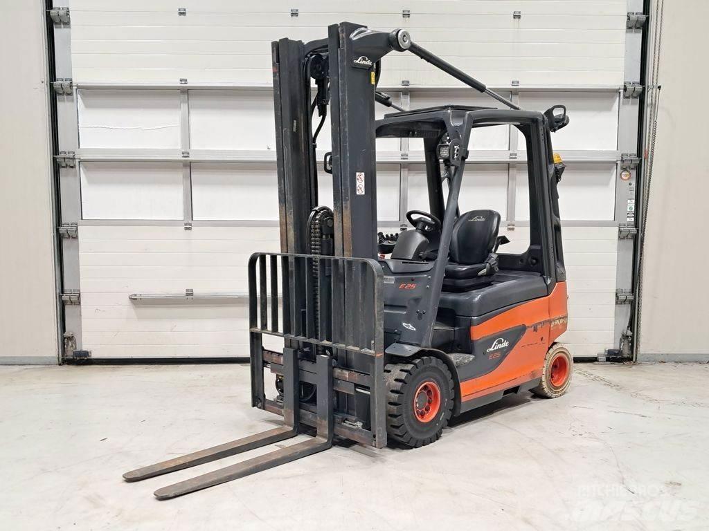 Linde E25-01 شاحنات ذات رافعات شوكية تعمل بالكهرباء