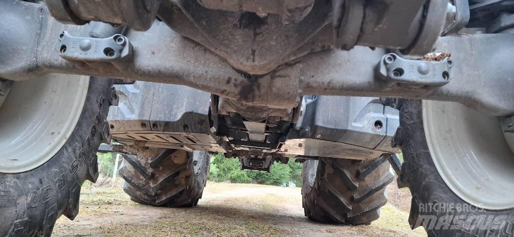 Valtra T 255 Versu الجرارات