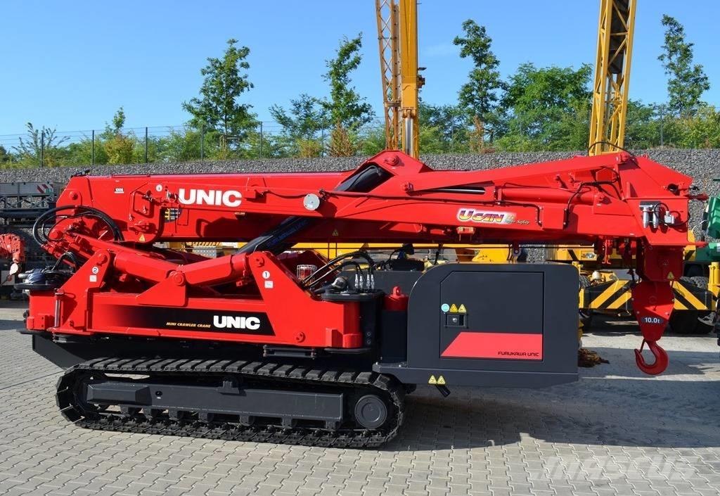 Unic URW-1006 رافعات مجنزرة
