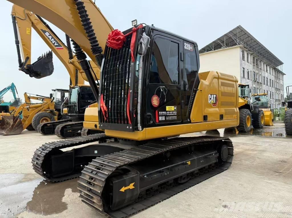 CAT 320 GC حفارات زحافة