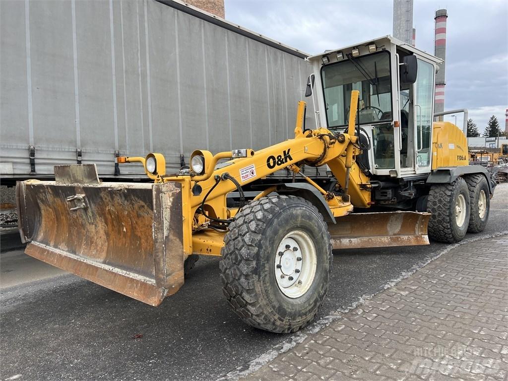 O&K F 106.6 معدات تمهيد الطرق