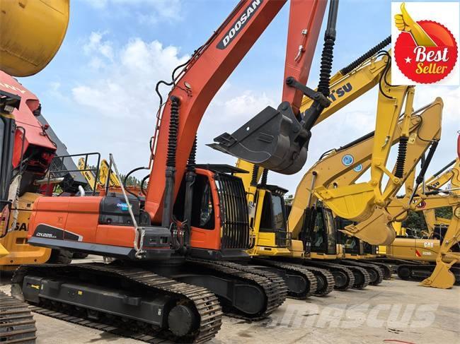 Doosan DX 225 LC حفارات زحافة