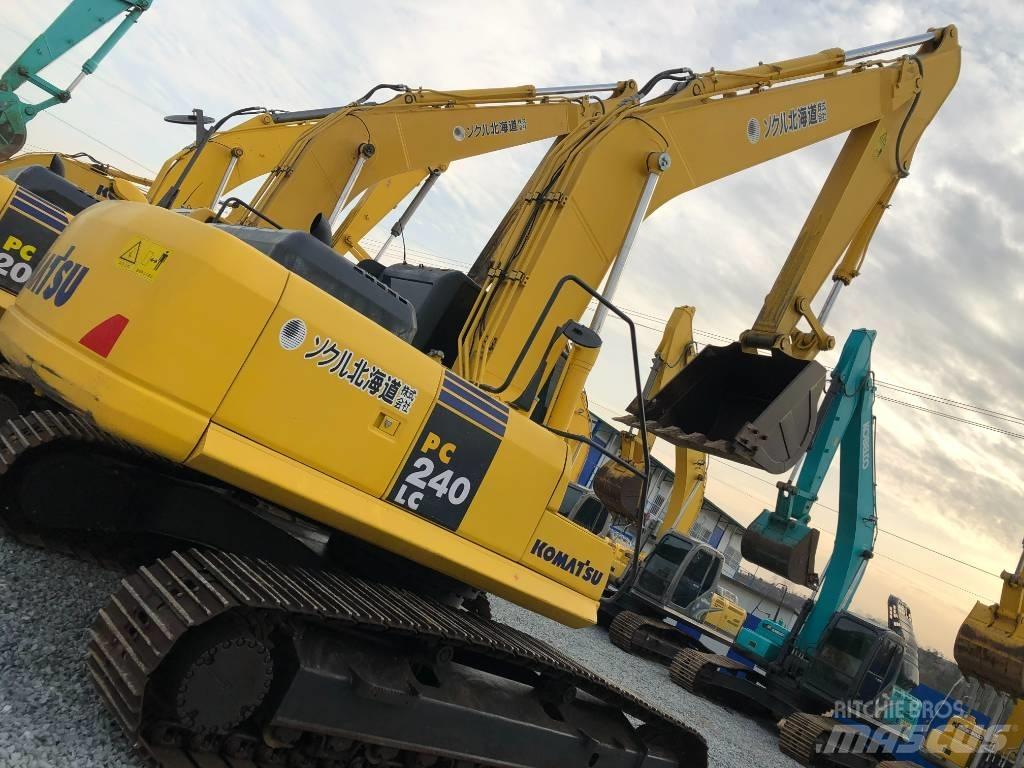 Komatsu 240-8 حفارات زحافة