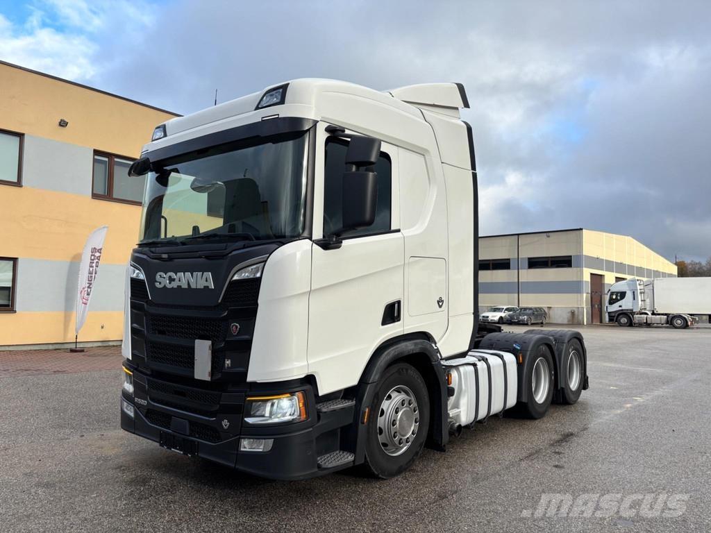 Scania R520 6X4 V8 وحدات الجر