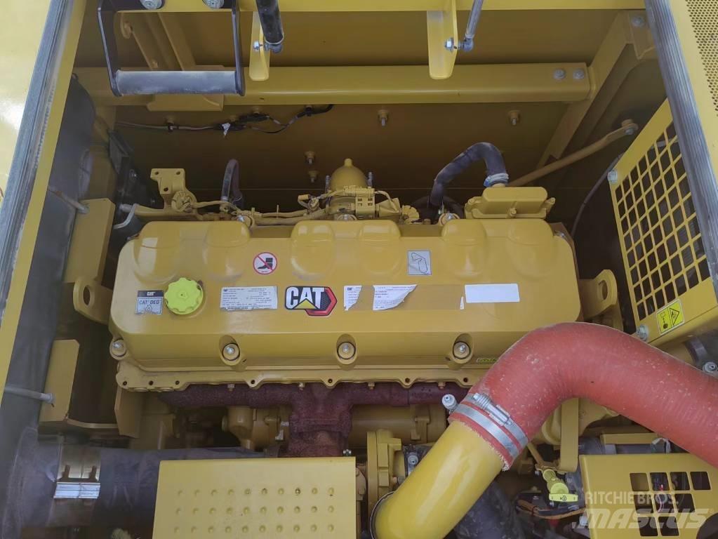 CAT 2020 CAT 349 حفارات بعجل