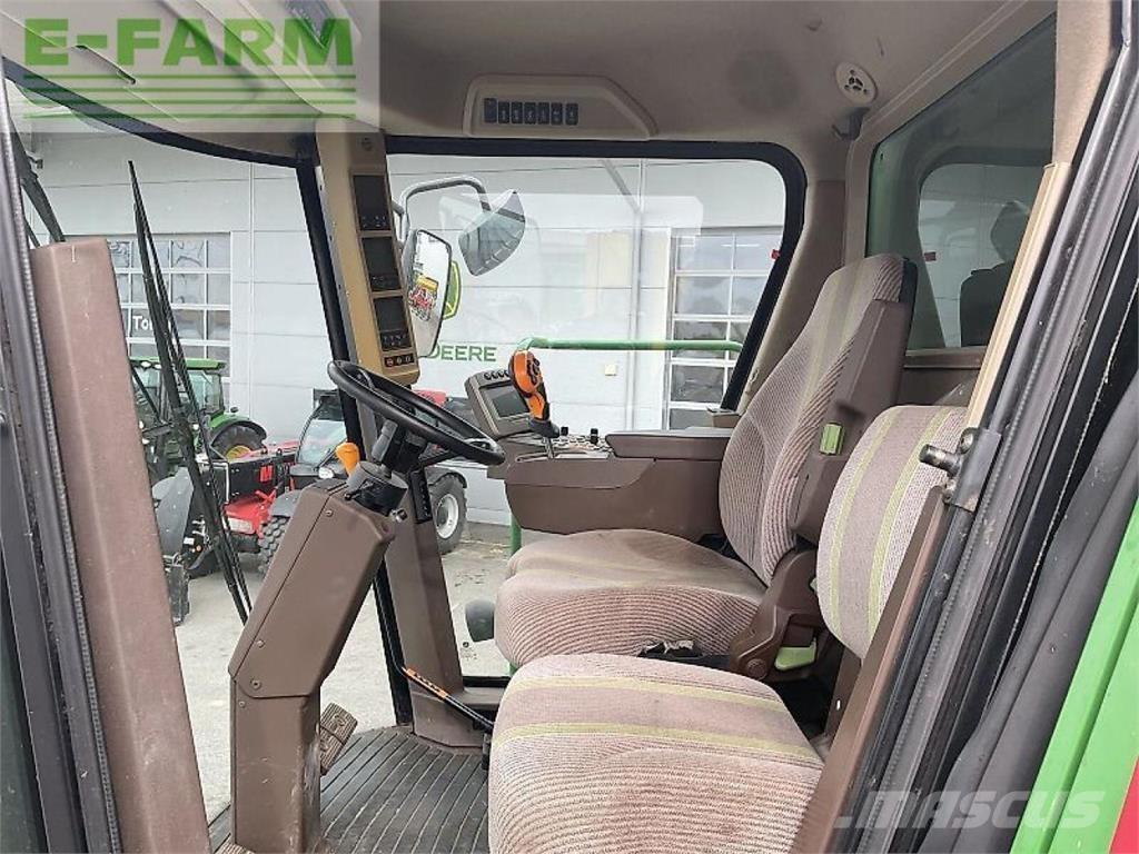 John Deere t560hm حصادات