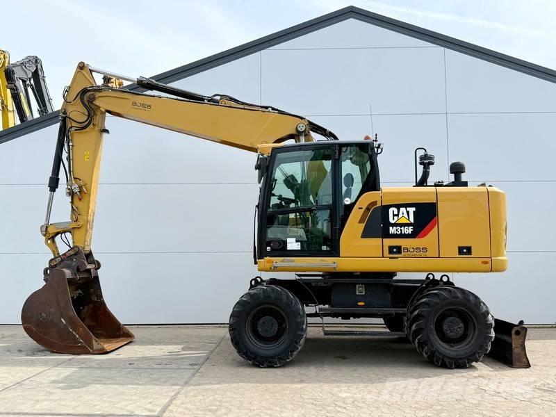 CAT M316F حفارات بعجل