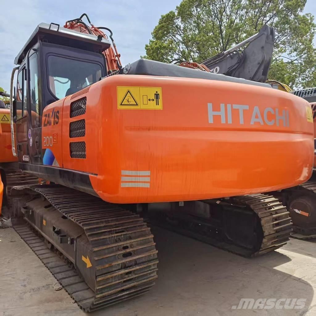 Hitachi ZX 70 حفارات وسط 7 طن - 12 طن
