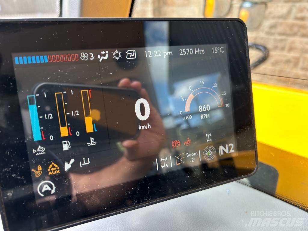 JCB 542-70 Agri Xtra معدات مناولة لأغراض الزراعة