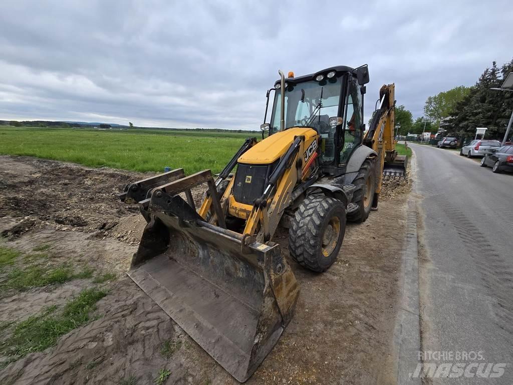 JCB 3CX لوادر ذات جرافات عكسية