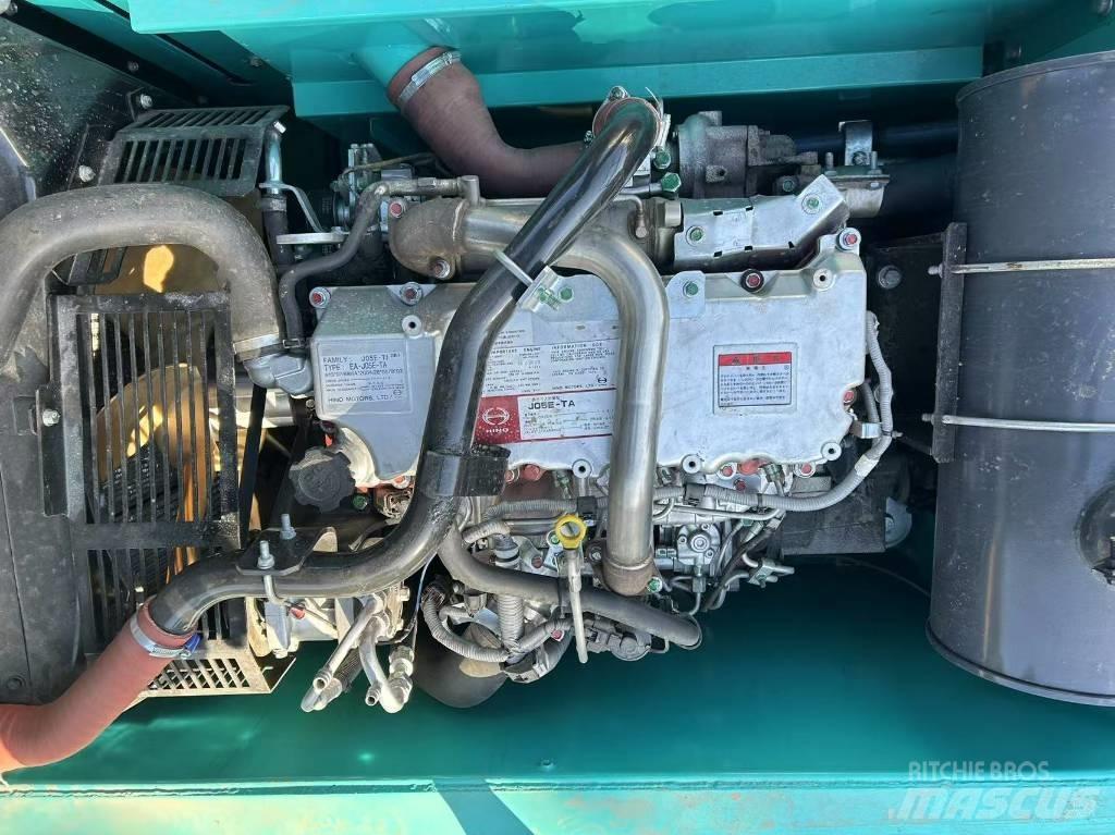 Kobelco SK 200-8 حفارات زحافة