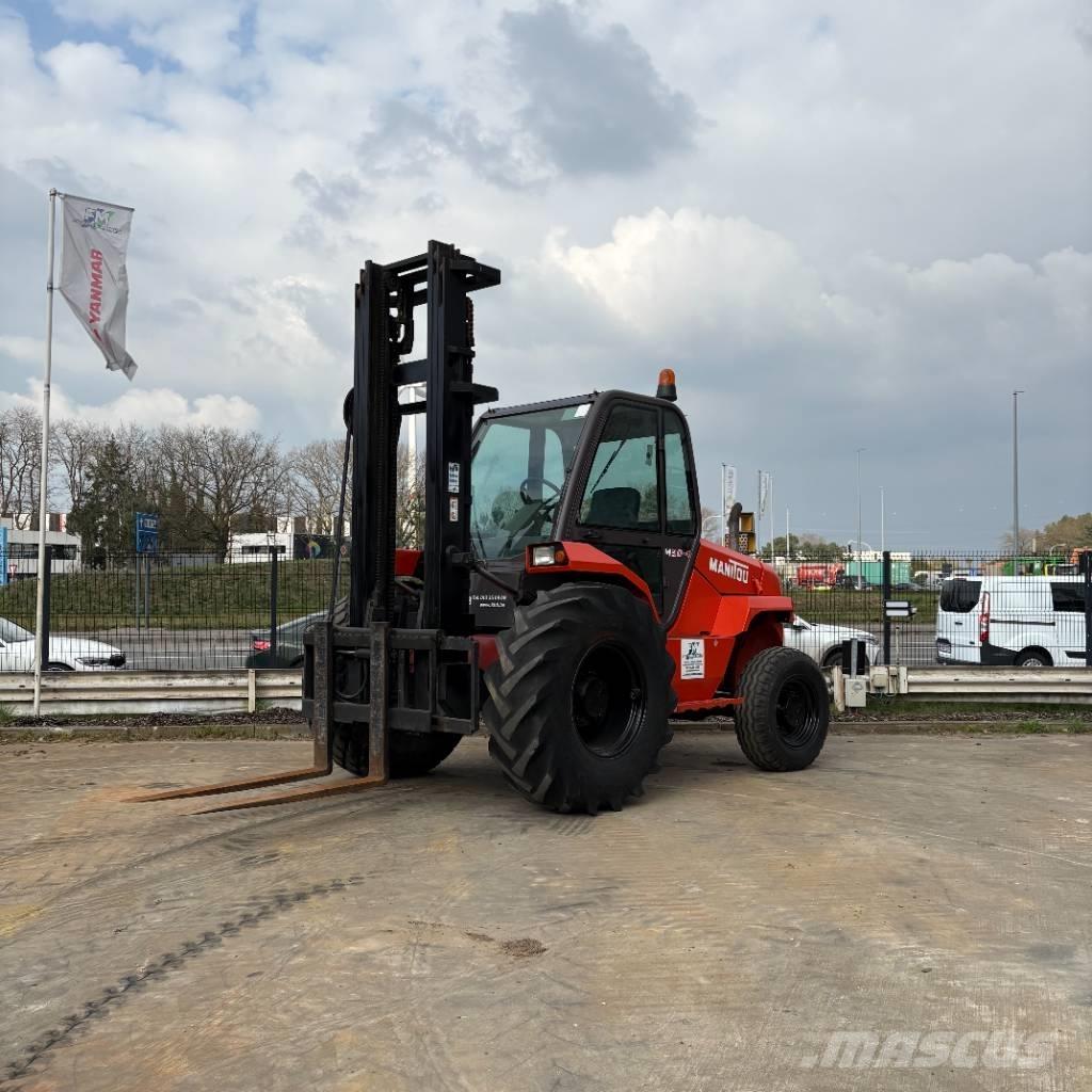 Manitou M 30.4 شاحنات الطرق الوعرة