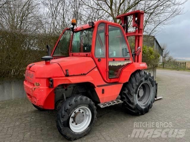 Manitou M 26.4 شاحنات الطرق الوعرة
