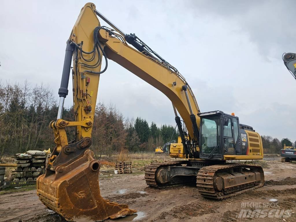 CAT 336 F L حفارات زحافة
