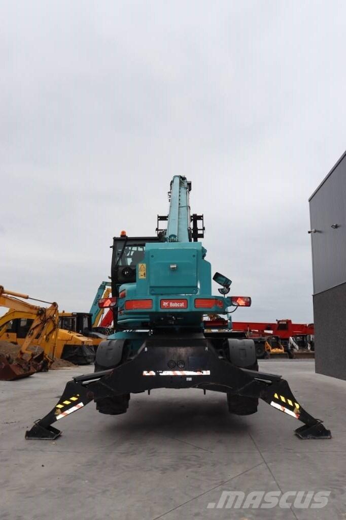 Bobcat TR 38160 EVO مناولات متداخلة