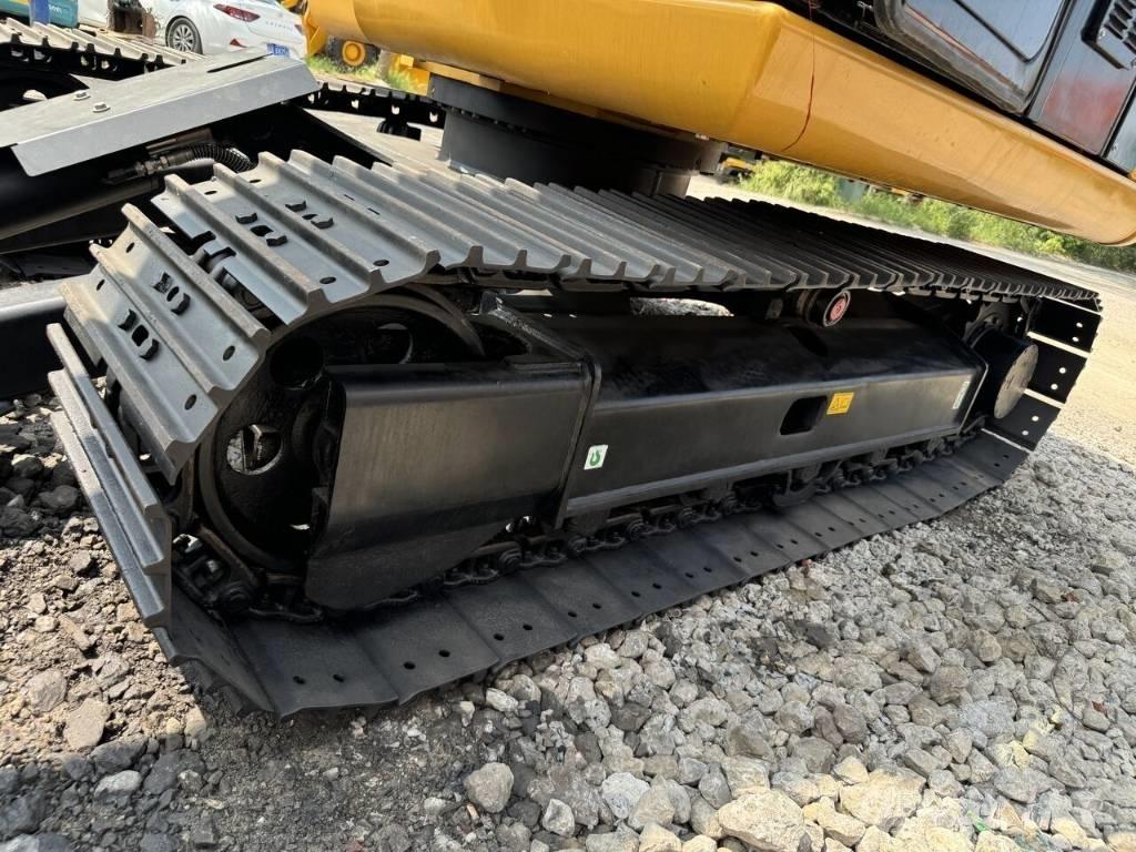 CAT 307 E2 حفارات زحافة